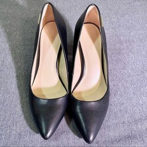 Calvin Klein Black Kimberly Leather Pump Heel, Women’s size 7